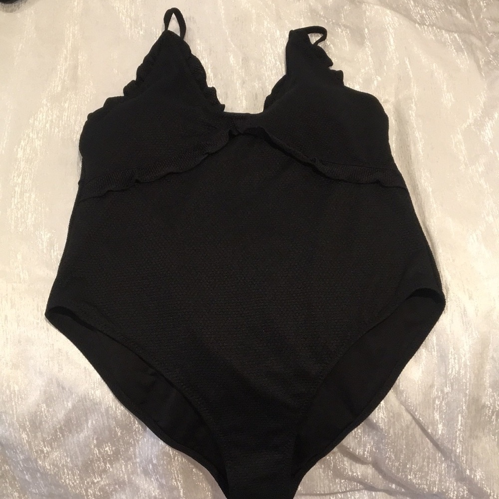 Cupshe Black One Piece bathing suit